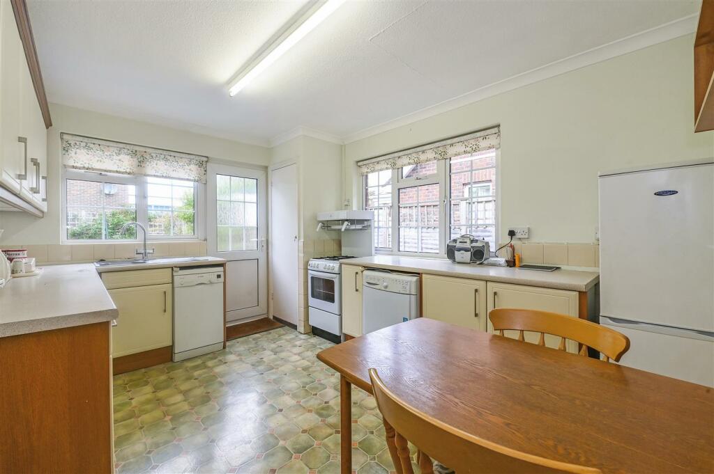 Additional image 6 of Prime Close, Walberton