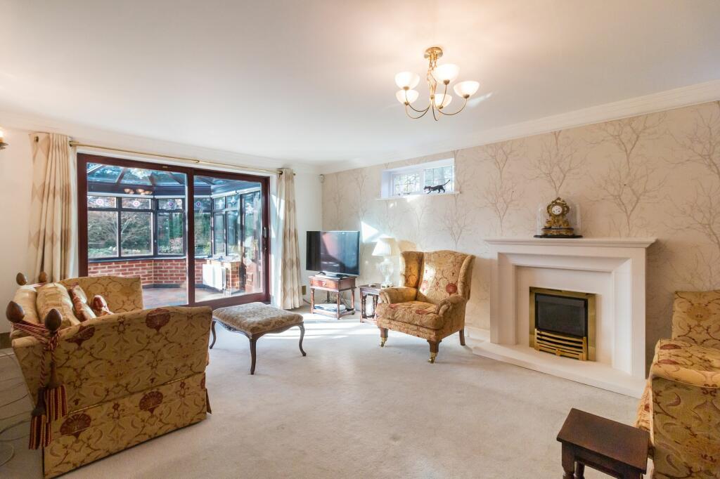 Additional image 5 of Evergreens, Lions Lane, Ashley Heath