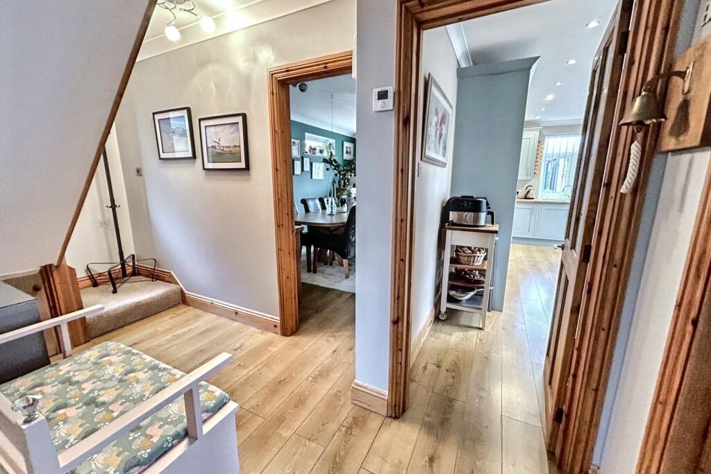 Additional image 22 of Parkstone