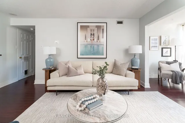 Additional image 5 of 705 King St Unit 603