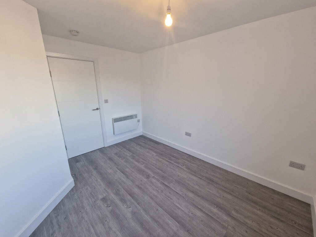 Additional image 9 of Bingley Rd, Bradford, West Yorkshire, BD9