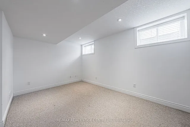 Additional image 32 of 524 Country Clair Pl