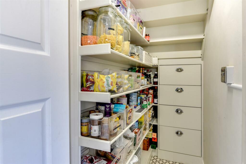 Additional image 18 of Marine Crescent, Goring-By-Sea, Worthing