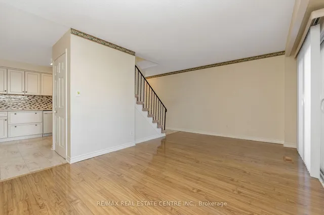 Additional image 12 of 75 Foster Cres