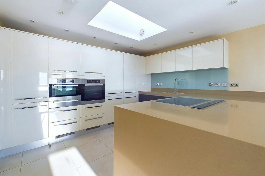 Additional image 7 of Marine Parade, Worthing, BN11 3FE