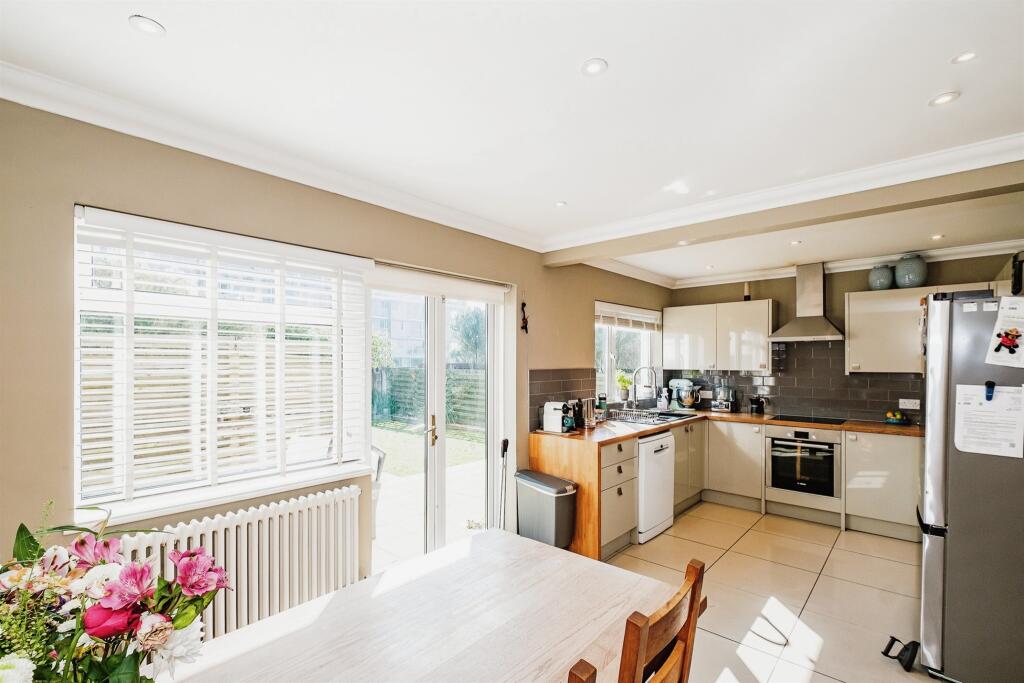 Additional image 13 of Flag Square, Shoreham-By-Sea