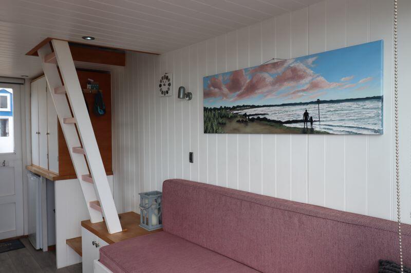 Additional image 16 of Mudeford Sand Spit, Christchurch Hut 177