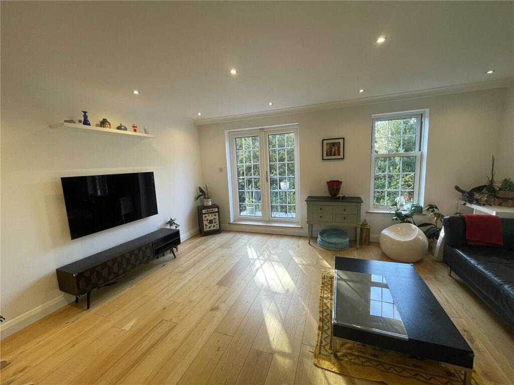 Primary image of Queens Gardens, Bournemouth, BH2