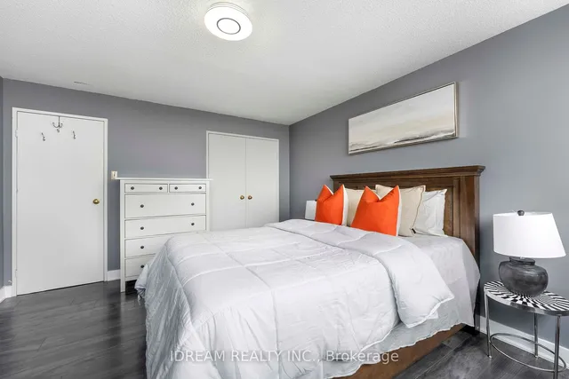 Additional image 18 of 3700 Kaneff Cres Unit Ph06