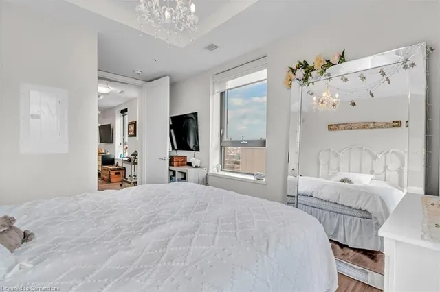 Additional image 14 of 118 King St Unit 1118