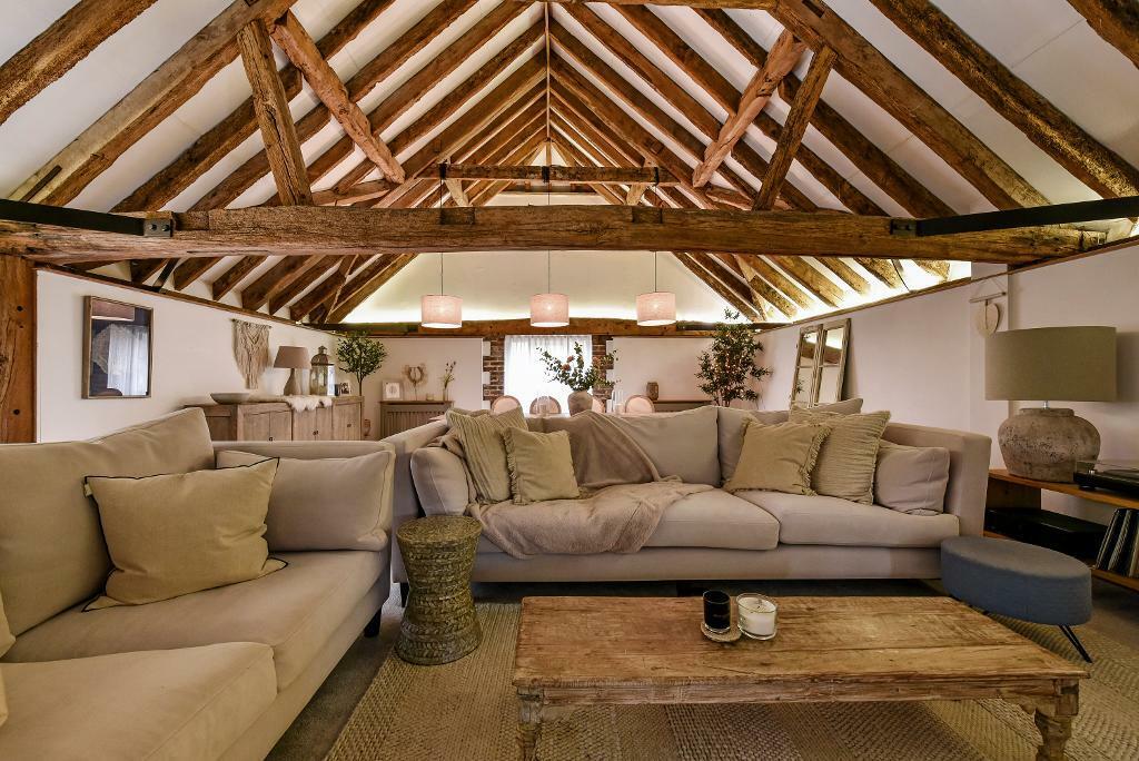 Additional image 7 of High Street, Upper Beeding, West Sussex, BN44 3WN