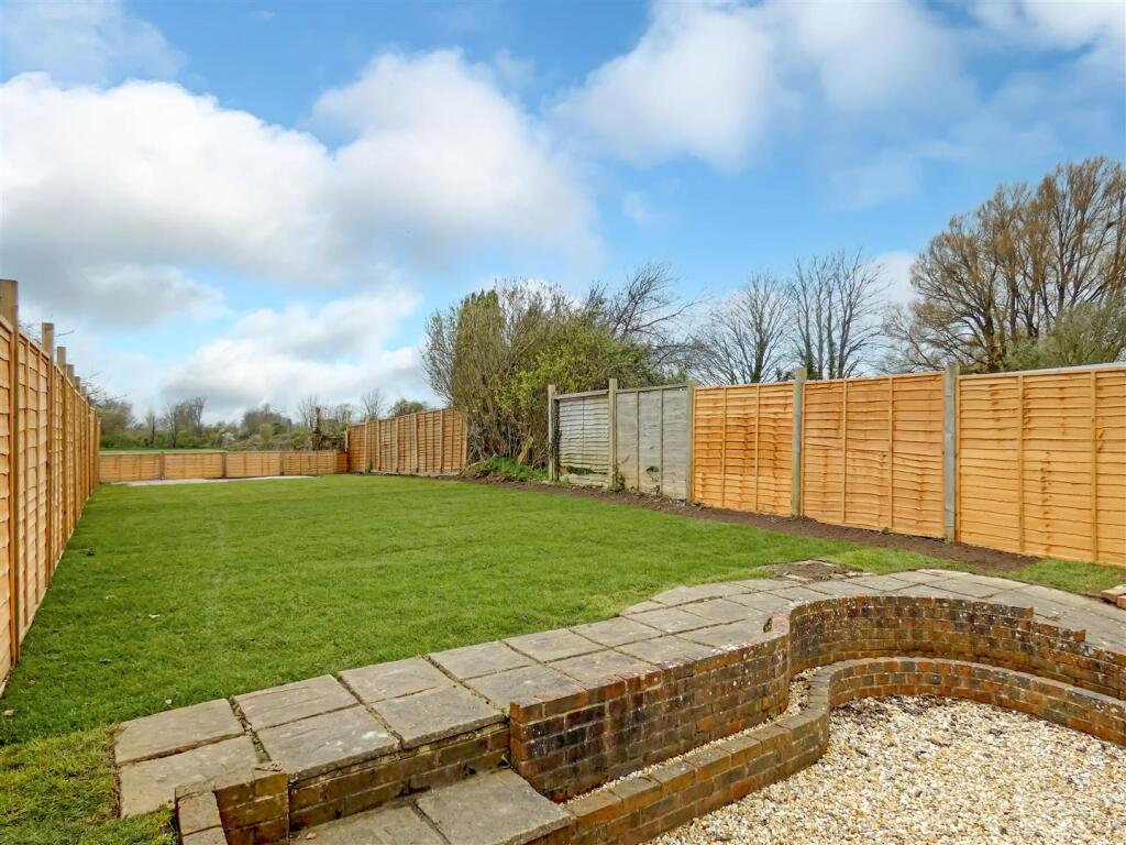 Additional image 16 of North End Road, Yapton