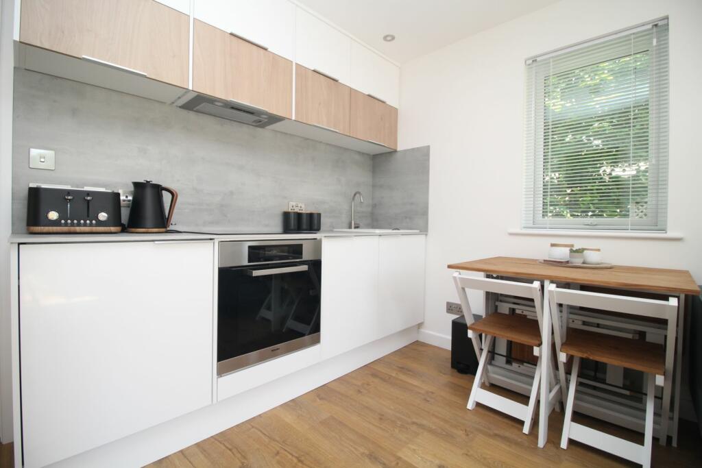 Additional image 28 of Upwick Road, Eastbourne, BN20