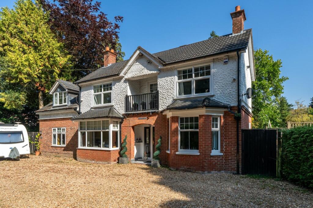 Station Road, West Moors, Ferndown, Dorset, BH22
