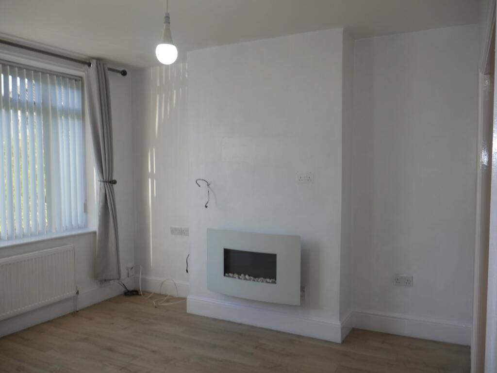 Additional image 6 of Leafield Crescent, Bradford, West Yorkshire, BD2