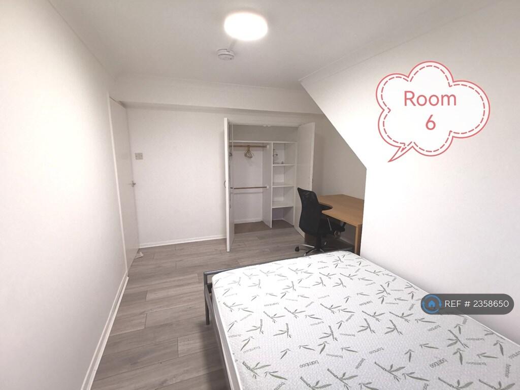 Additional image 18 of Jevington Drive, Brighton, BN2