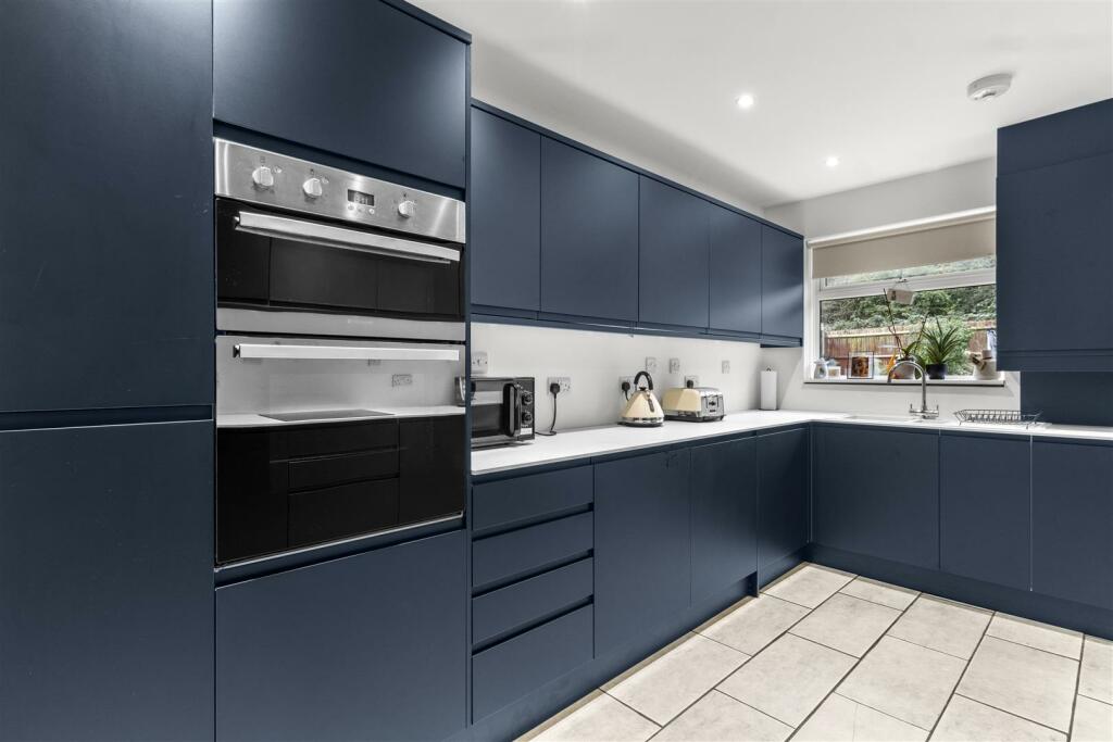 Additional image 13 of Glen Close, Polegate