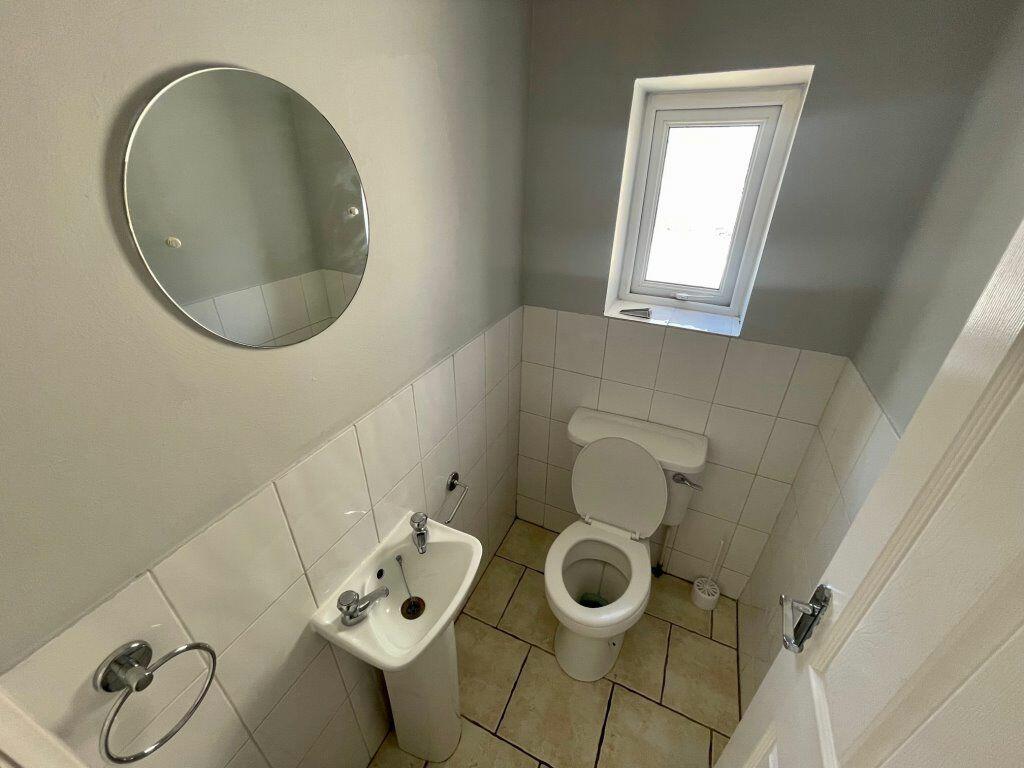 Additional image 12 of FIVE DOUBLE BEDROOM STUDENT HOUSE (P02821)