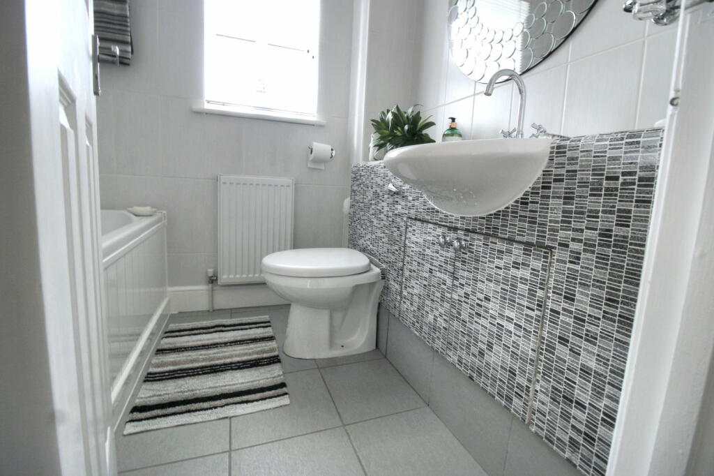 Additional image 20 of Chiltern Close, Eastbourne, BN23 8HD