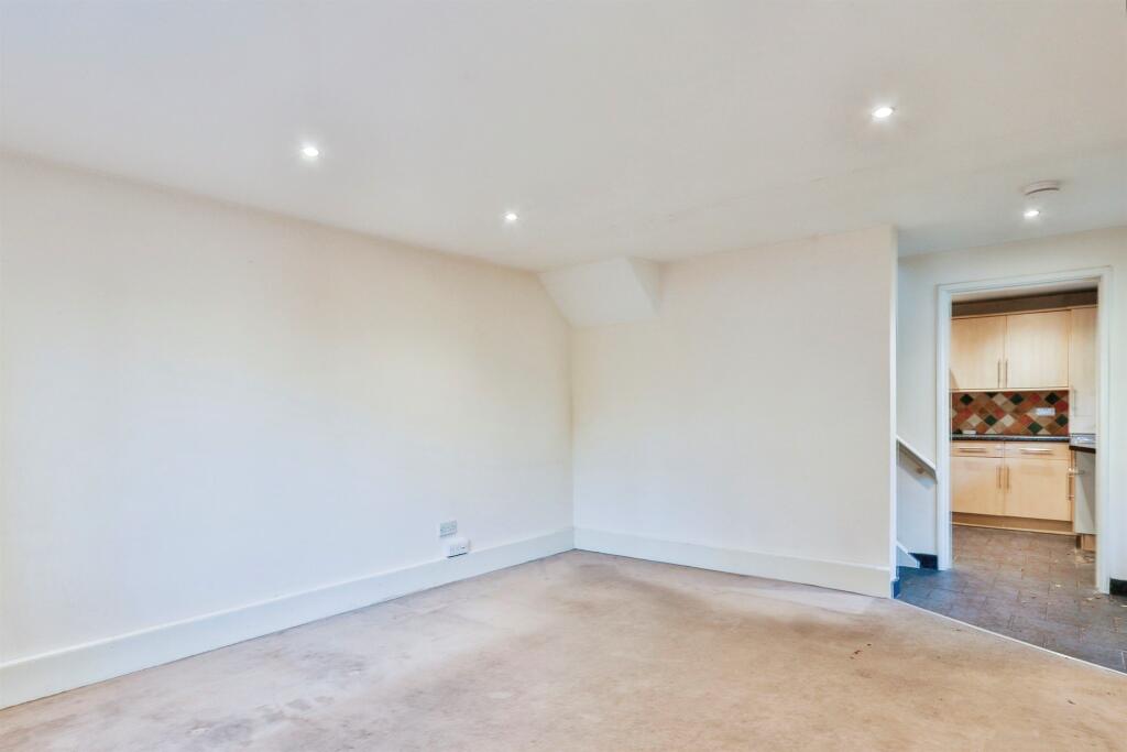 Additional image 14 of Holdenhurst Road, Bournemouth