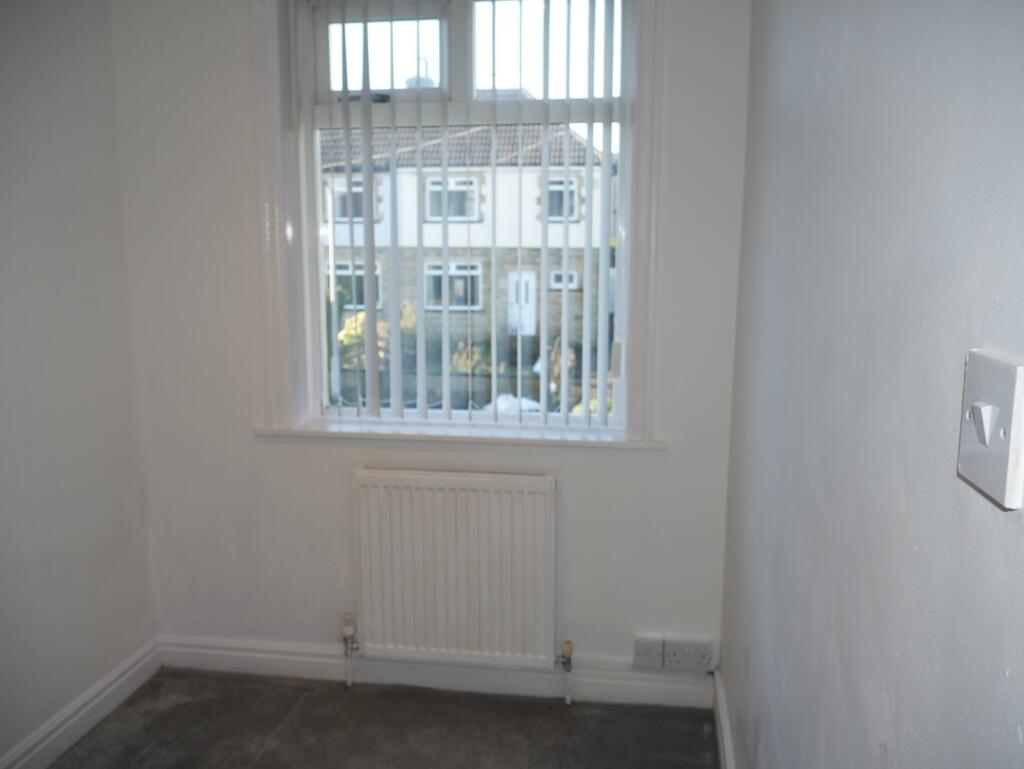 Additional image 10 of Leafield Crescent, Bradford, West Yorkshire, BD2