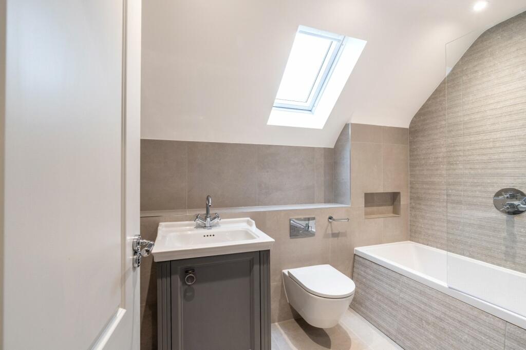Additional image 7 of 5 Moralee Close, Rowlands Hill, Wimborne, Dorset, BH21