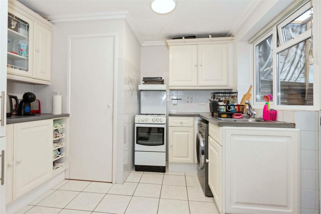 Additional image 14 of Chippers Road, Worthing, BN13 1DG