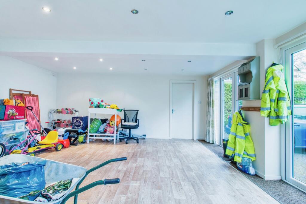 Additional image 18 of Westcliffe Road, Cleckheaton, West Yorkshire, BD19