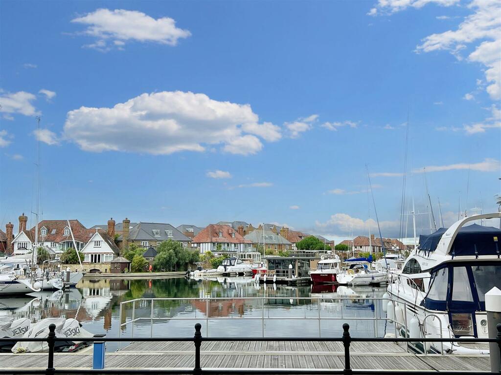 Additional image 4 of Silver Strand West, Eastbourne