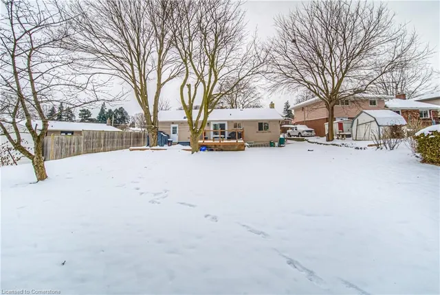 Additional image 40 of 83 Cloverdale Cres