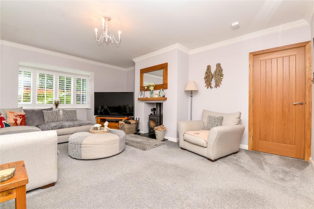 Additional image 20 of York Avenue, New Milton, Hampshire, BH25