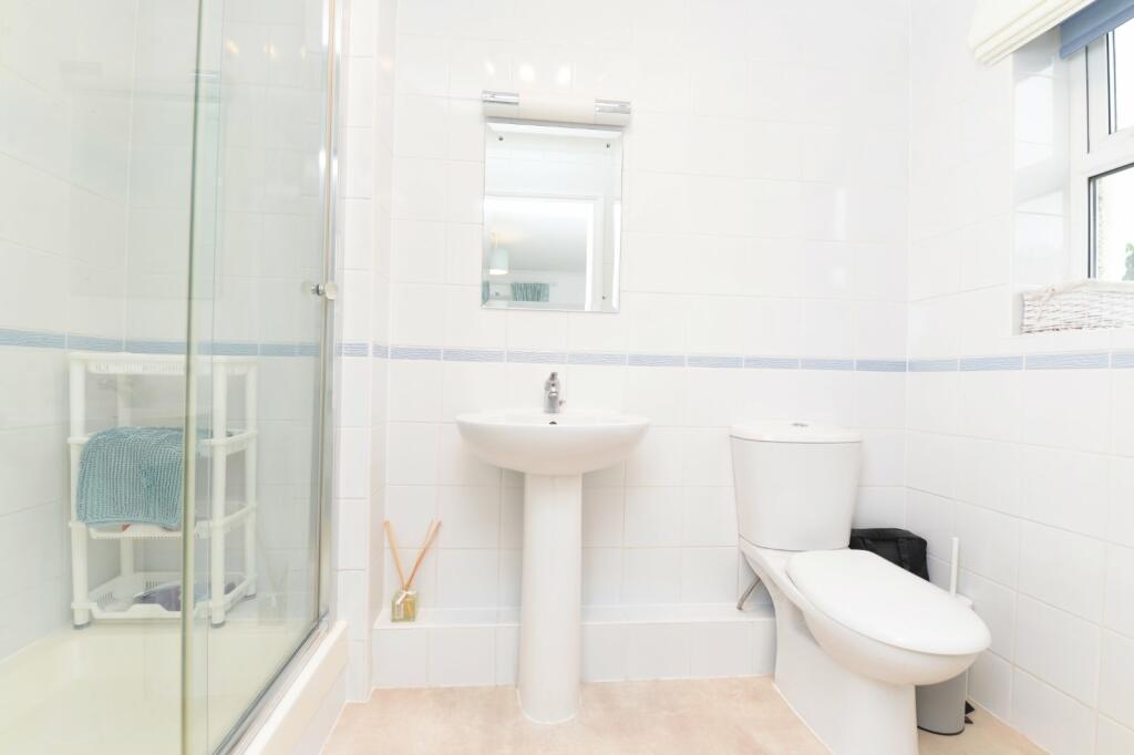 Additional image 7 of Cleeve House, Barton Court Avenue, Barton On Sea, New Milton, BH25