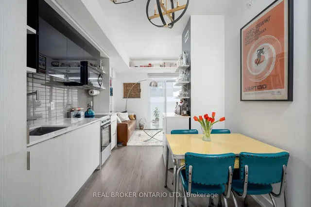 Additional image 12 of 6 Parkwood Ave Unit 401