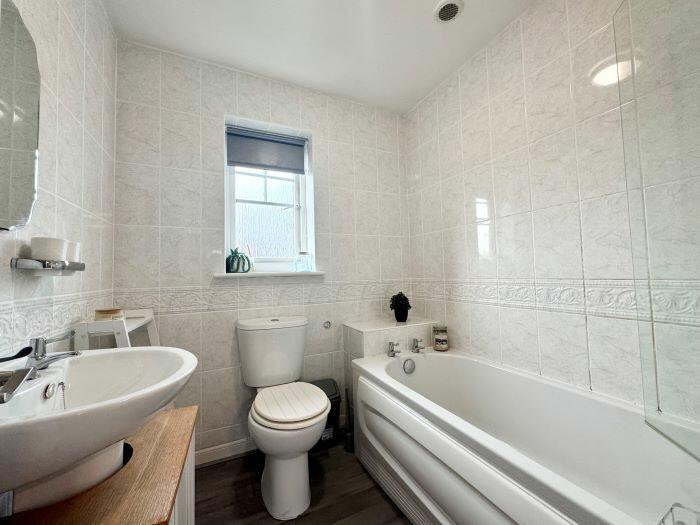 Additional image 11 of 23 Ingleby Close, Westhoughton, BL5 3QZ