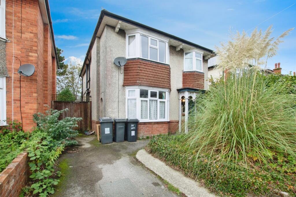 Namu Road, BOURNEMOUTH