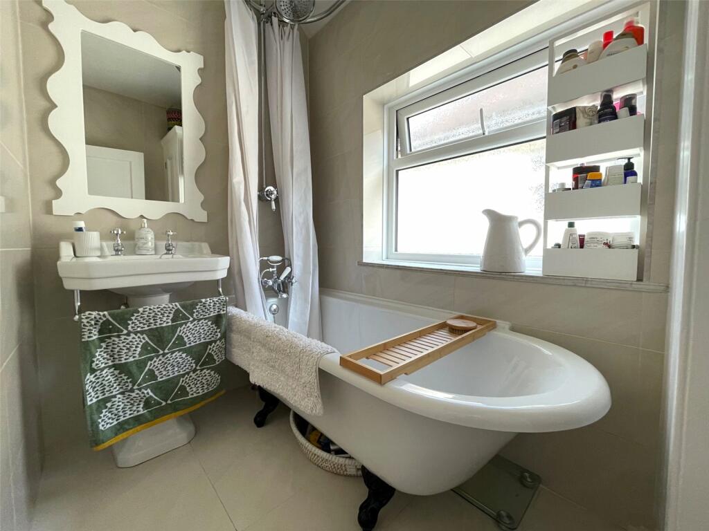 Additional image 8 of St Philips Avenue, Roselands, Eastbourne, BN22