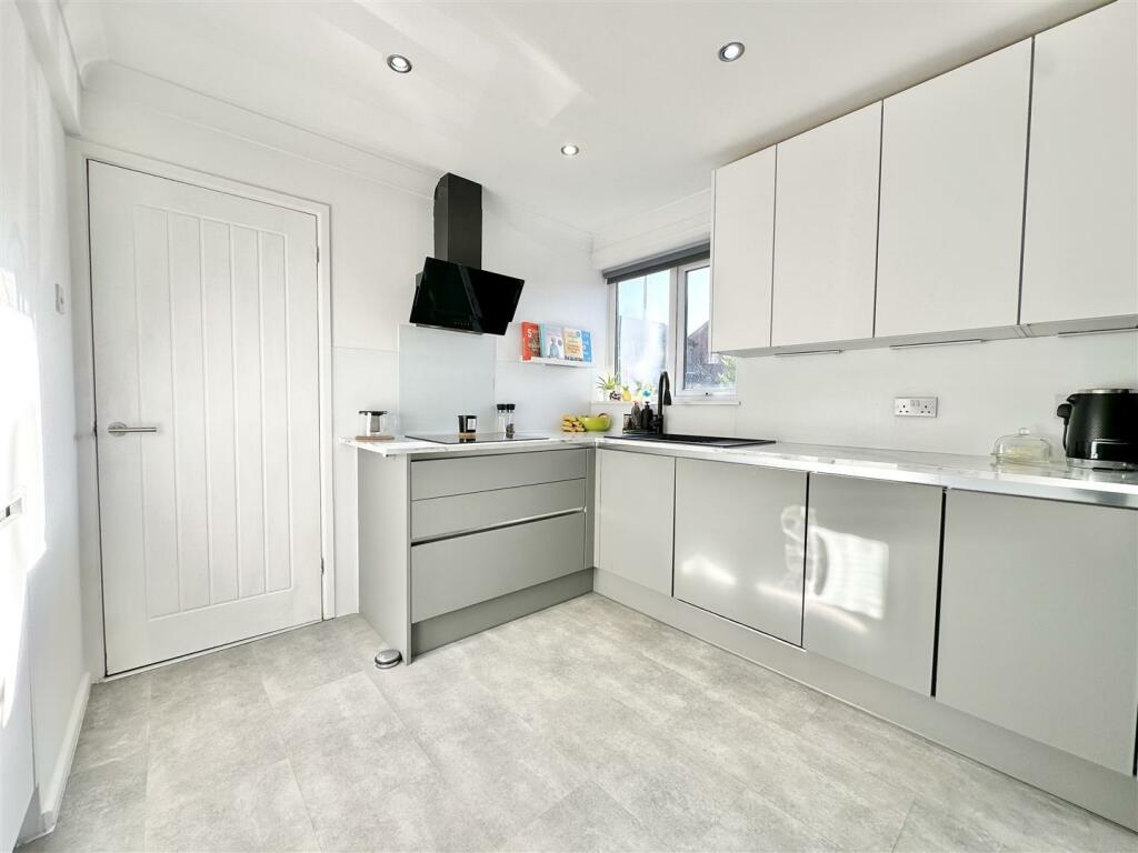 Additional image 8 of King Richard Drive, Bournemouth