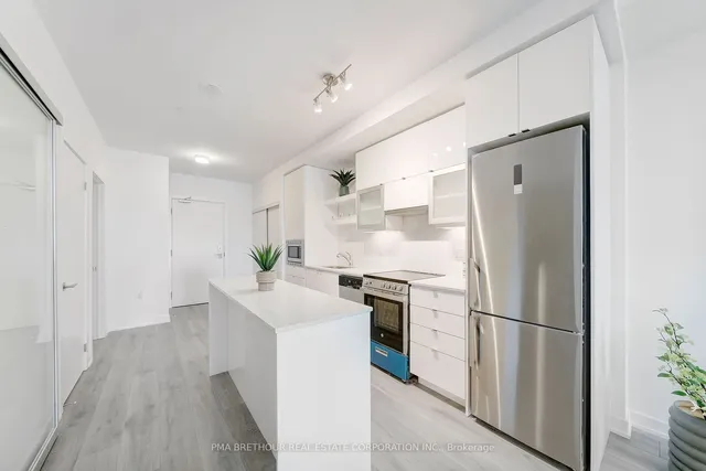 Additional image 5 of 2433 Dufferin St Unit 811