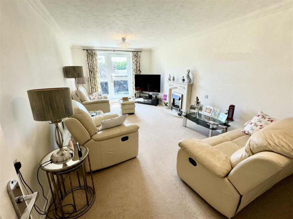 Additional image 16 of Poole Road, Bournemouth