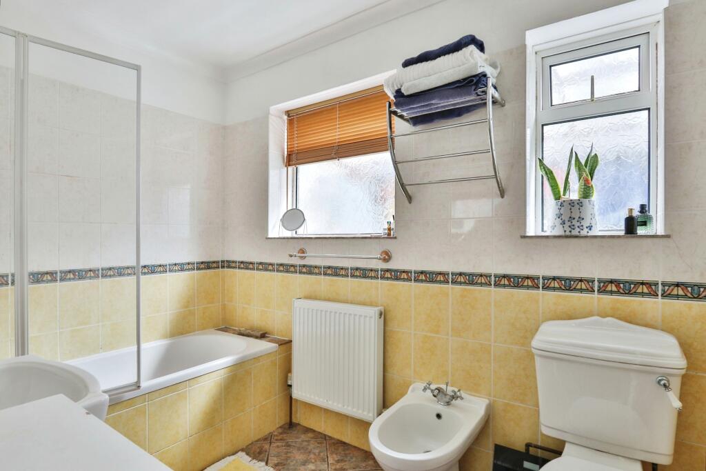 Additional image 15 of Wynford Road, MUSCLIFF, Bournemouth, Dorset, BH9