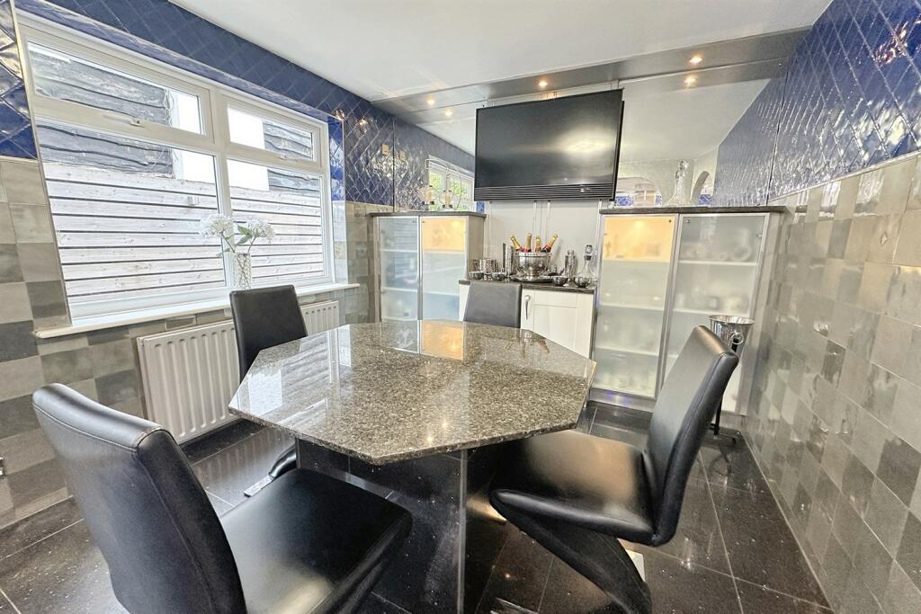 Additional image 17 of Golf Links Road