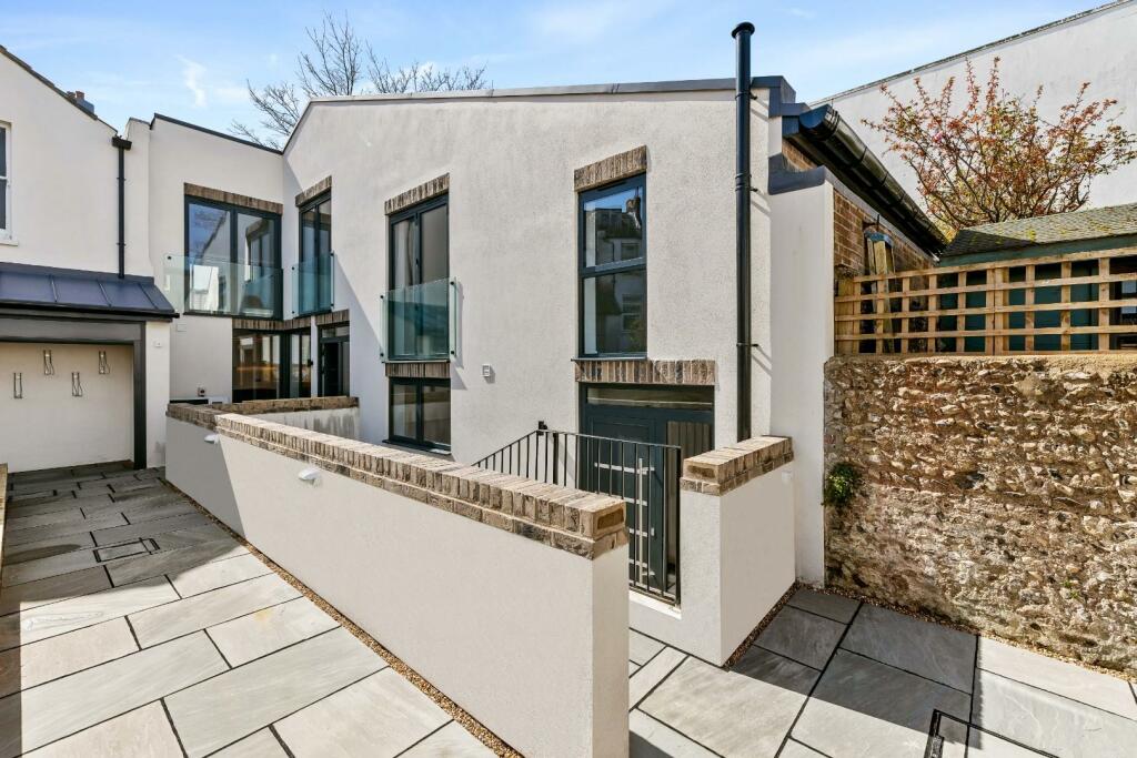 Additional image 2 of Howard Terrace, Brighton