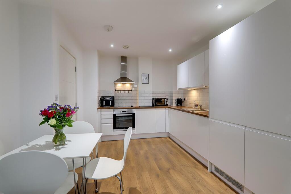 Additional image 11 of Strand Parade, Goring-By-Sea, Worthing