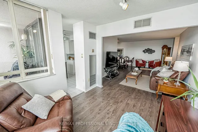 Additional image 13 of 20 Cherrytree Dr Unit 1408