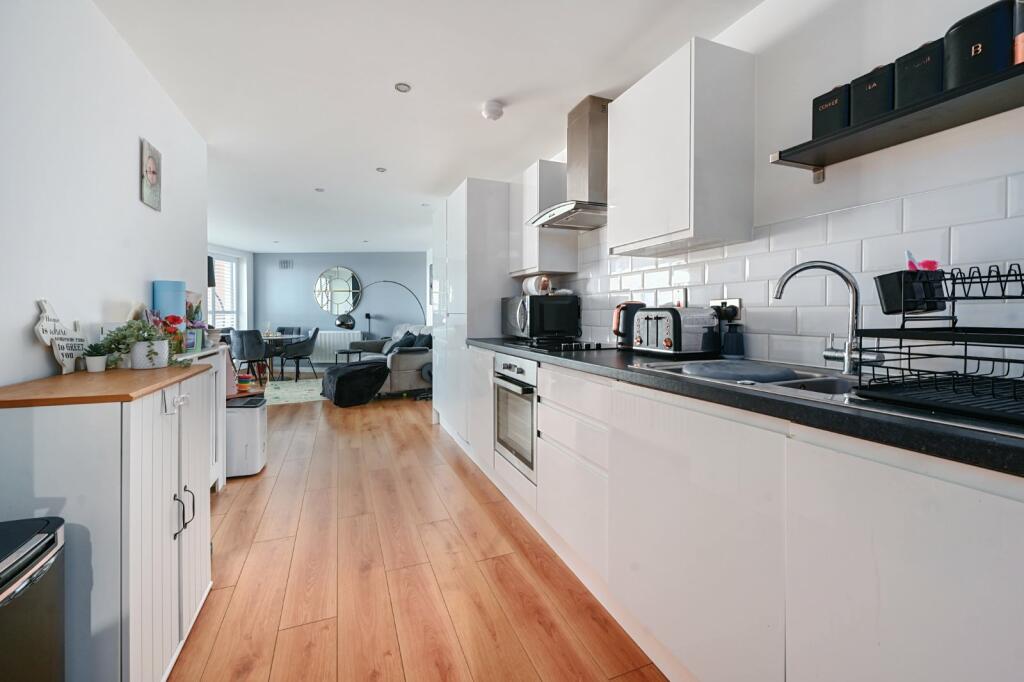 Additional image 3 of Mariner Point, 83 Brighton Road, Shoreham, BN43