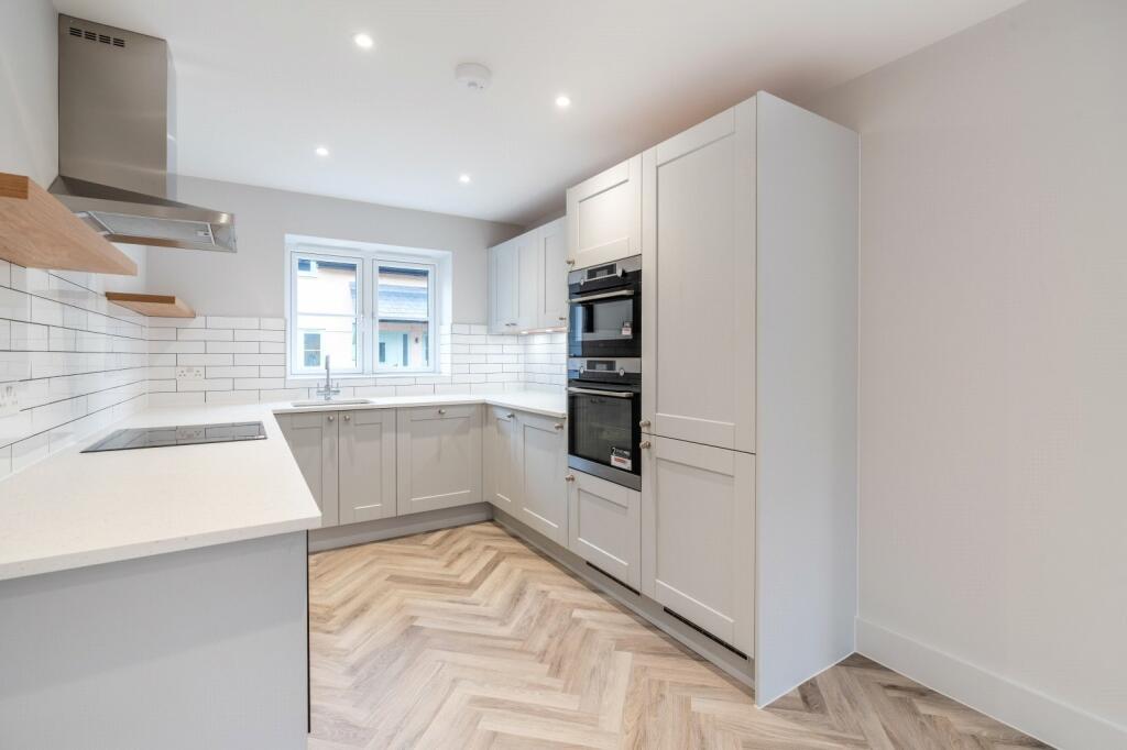 Additional image 13 of 5 Moralee Close, Rowlands Hill, Wimborne, Dorset, BH21