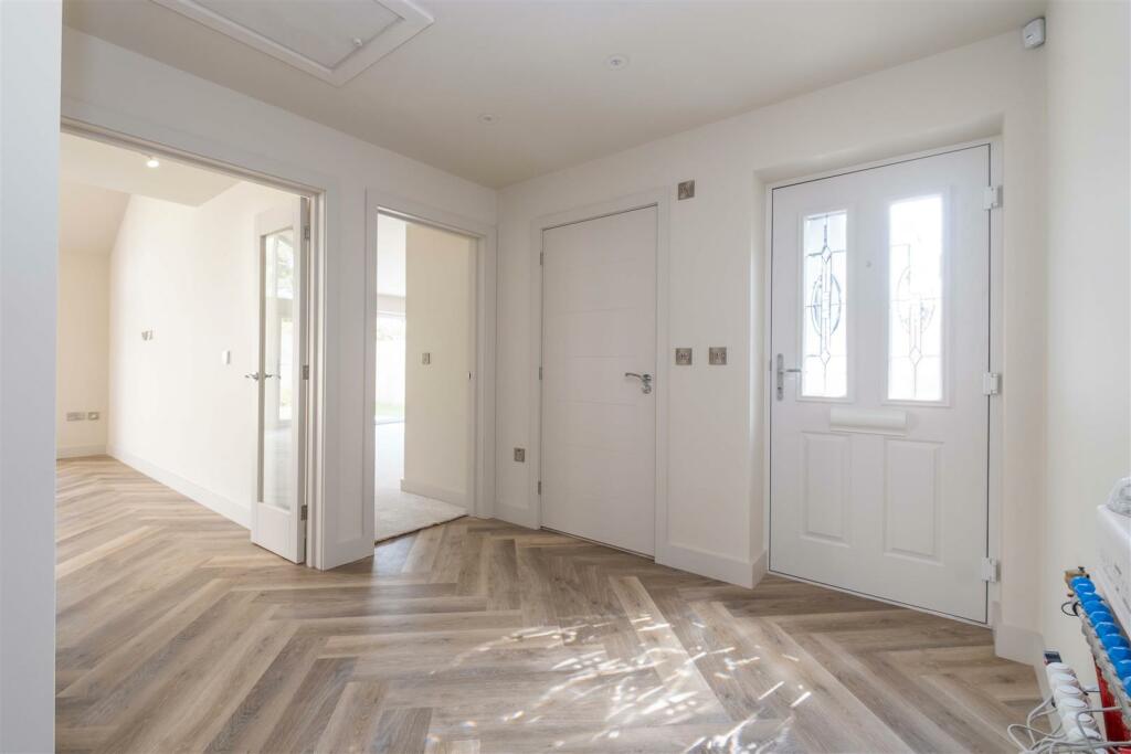 Additional image 5 of Woodlinken Drive, Verwood