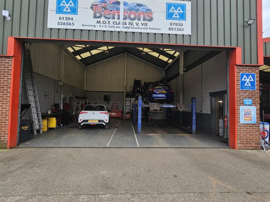 Additional image 3 of WELL ESTABLISHED FREEHOLD MOT AND SERVICE CENTRE - BOLTON, BL2 6BD, Bolton
