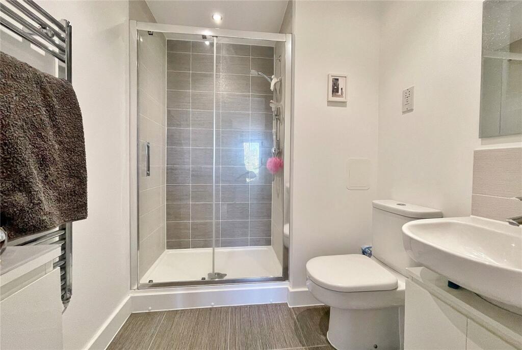 Additional image 12 of The Waterfront, Goring-by-Sea, Worthing, West Sussex, BN12