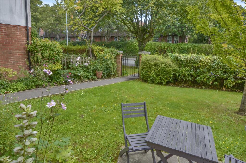 Additional image 4 of Pinewood Court, 179 Station Road, Ferndown, Dorset, BH22